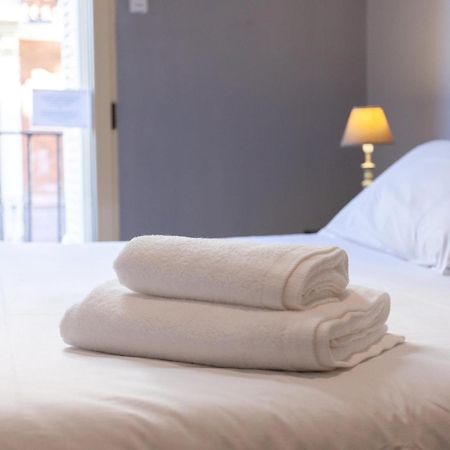 Apartamento Enorme y acogedor piso en la puerta del sol Madrid Exterior foto