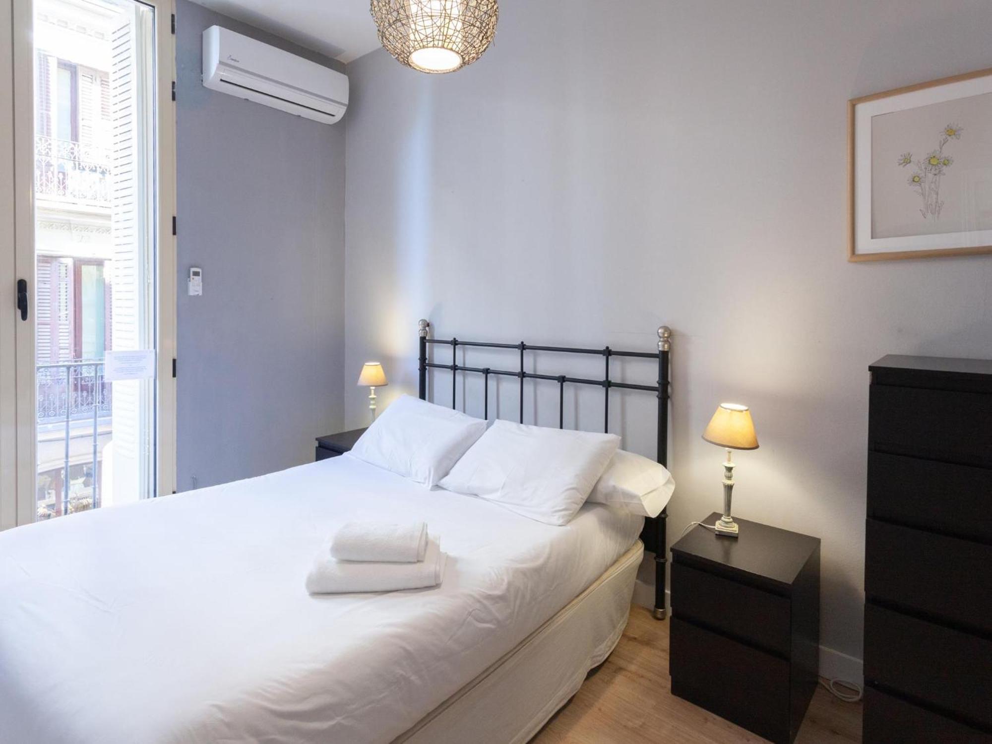 Apartamento Enorme y acogedor piso en la puerta del sol Madrid Exterior foto