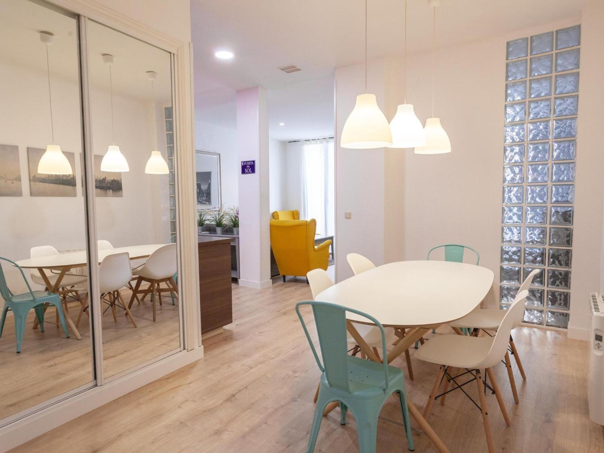 Apartamento Enorme y acogedor piso en la puerta del sol Madrid Exterior foto