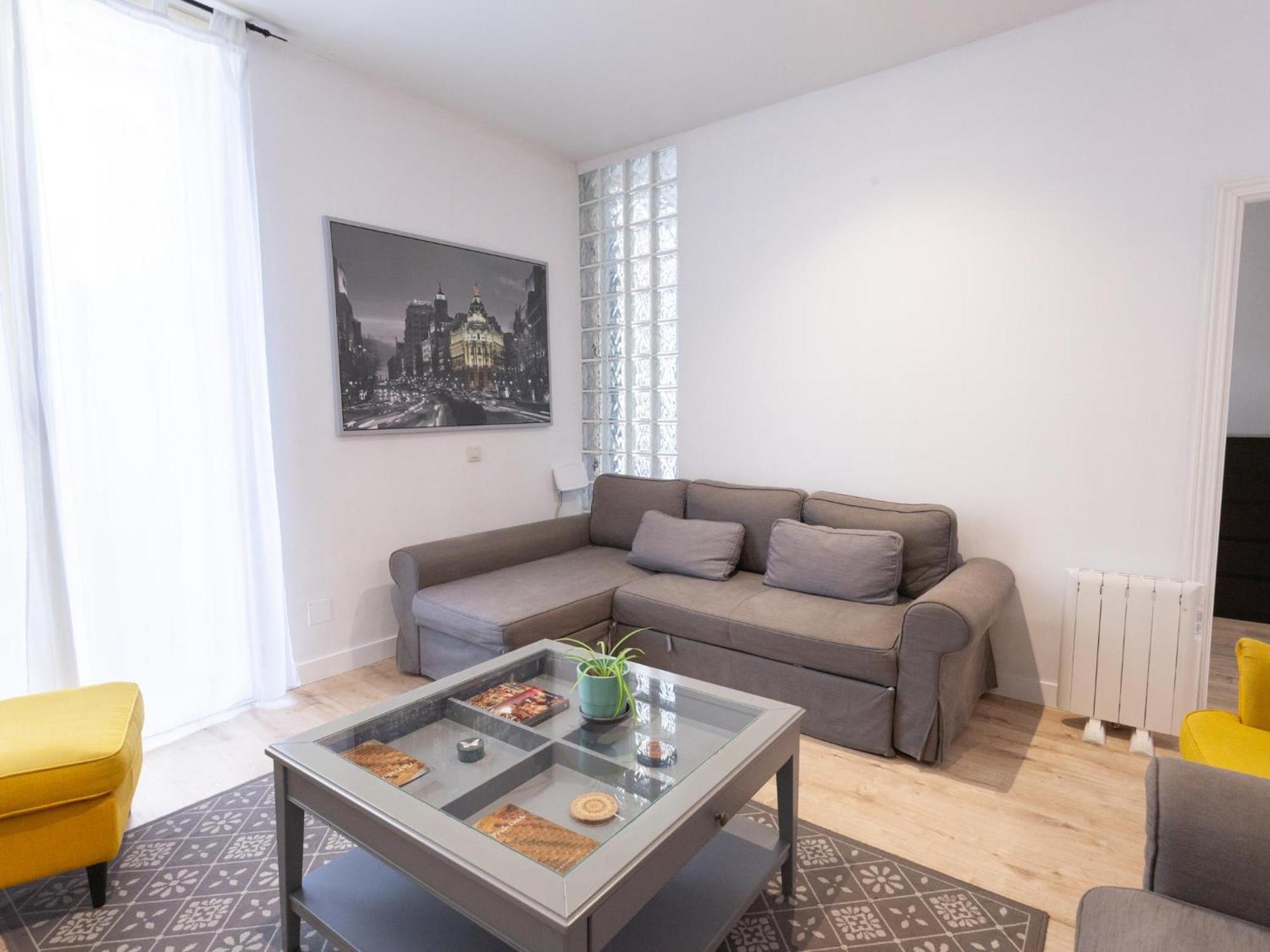 Apartamento Enorme y acogedor piso en la puerta del sol Madrid Exterior foto